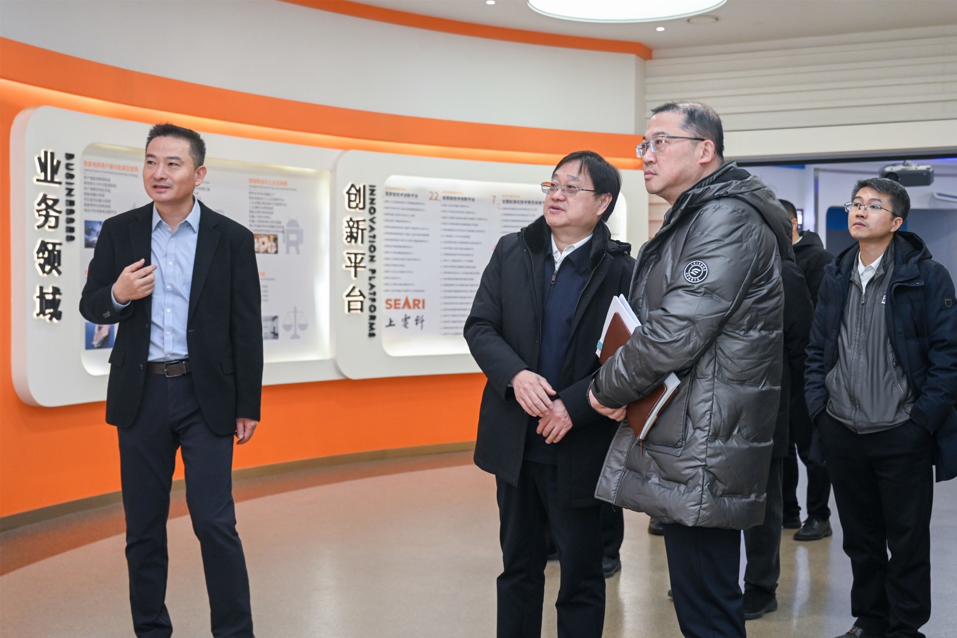 Research Group of Science and Technology Department of Ministry of Transport Visits Electric Intelligence