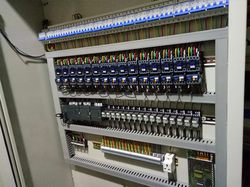 AUTO-CONTROL