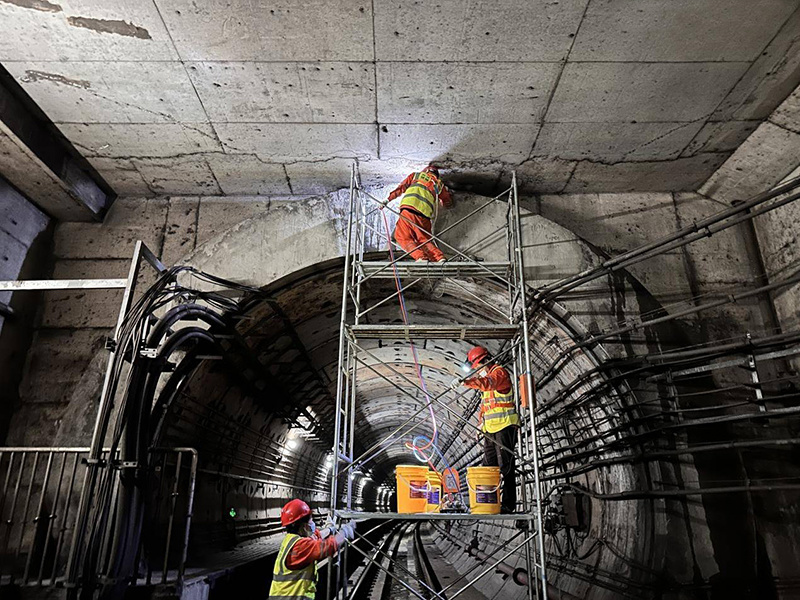 Track and steel structure grouting Track and steel structure grouting