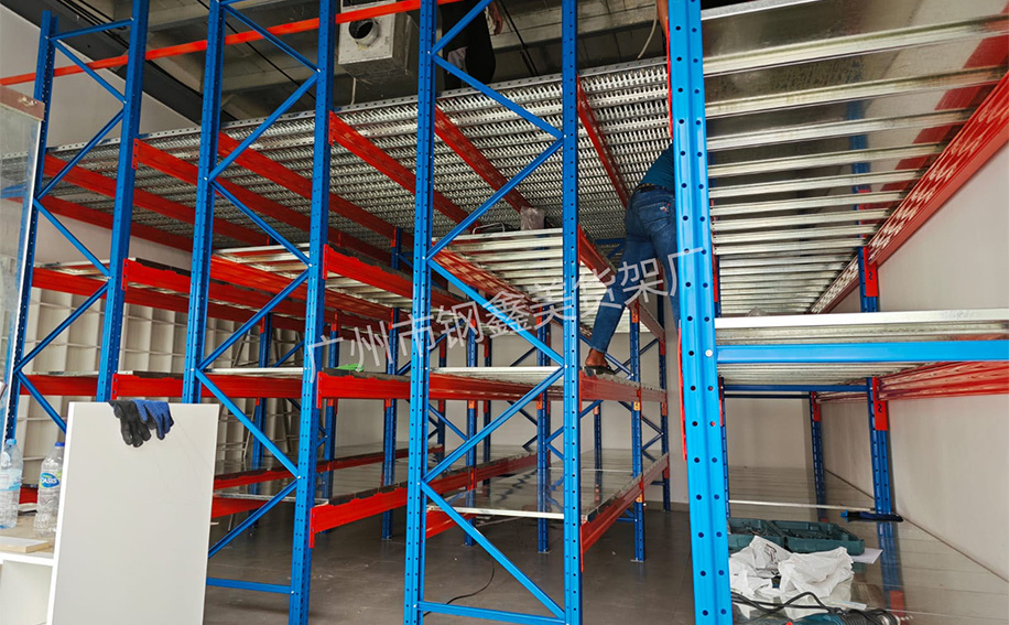 Dubai Mezzanine Racking Customer Case