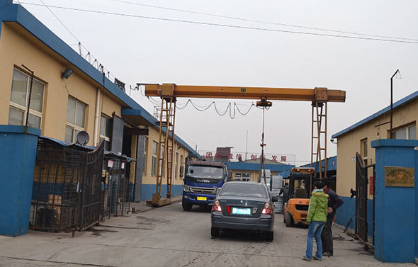 In June 2004, we leased a 500㎡ factory in Xingfu 12 Village, and expanded it to 1500 ㎡ later In June 2004, we leased a 500㎡ factory in Xingfu 12 Village, and expanded it to 1500 ㎡ later