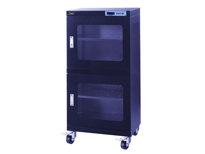 Ultra low humidity dehumidification cabinet