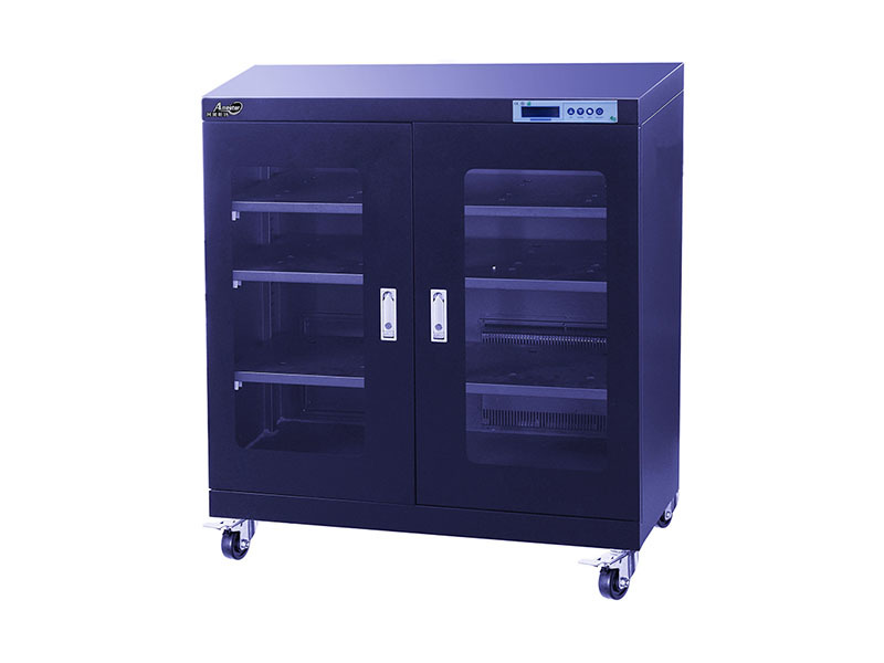 Medium humidity electronic moisture proof box