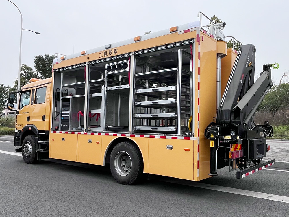 Details of a medium-sized multi-functional rescue vehicle - Shandeka Details of a medium-sized multi-functional rescue vehicle - Shandeka