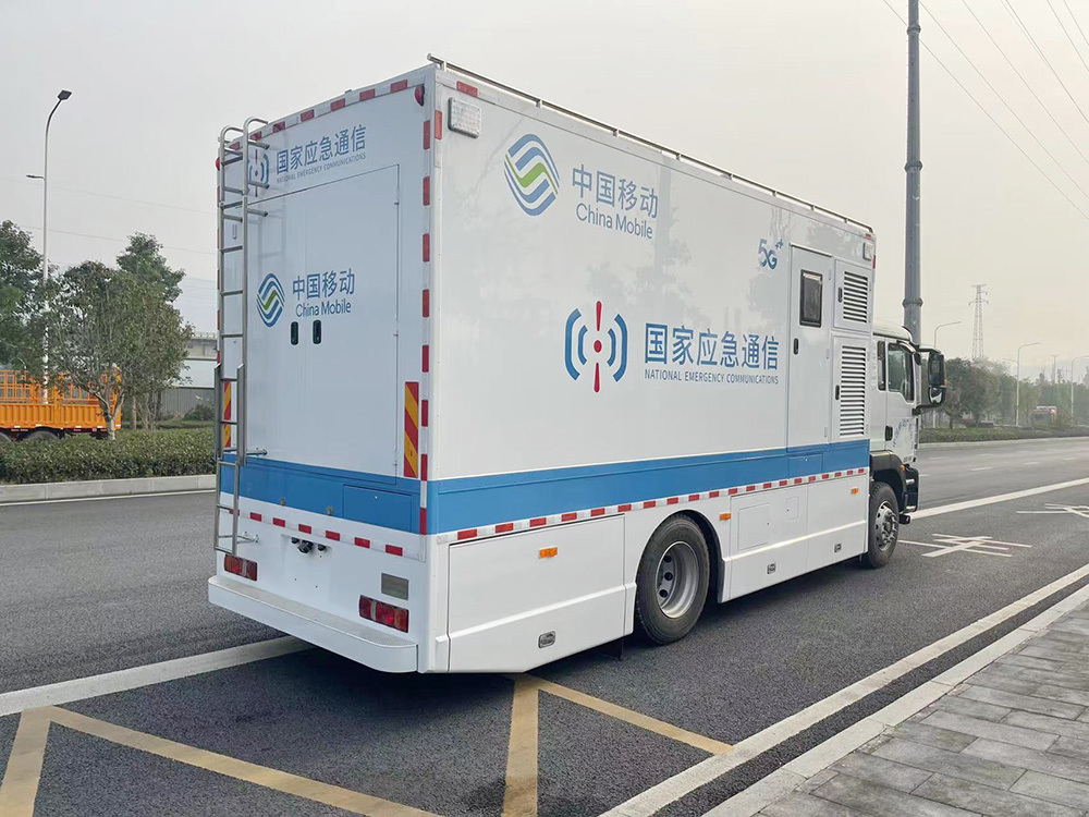 Detailed images of a 10-meter Shantou communication vehicle Detailed images of a 10-meter Shantou communication vehicle