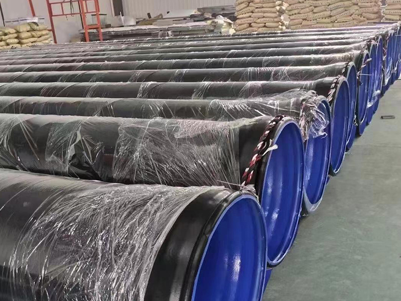 Inner and outer plastic-coated composite steel pipe