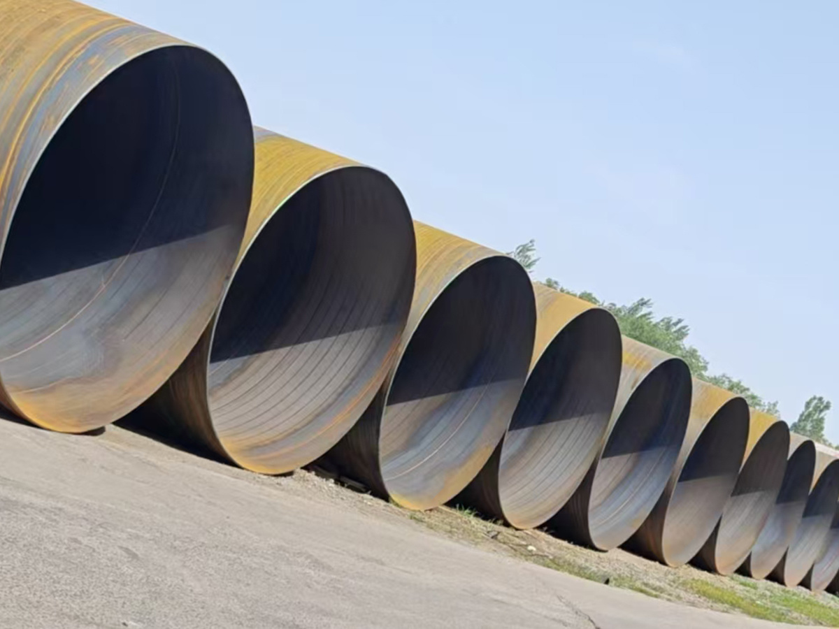 Spiral steel pipe