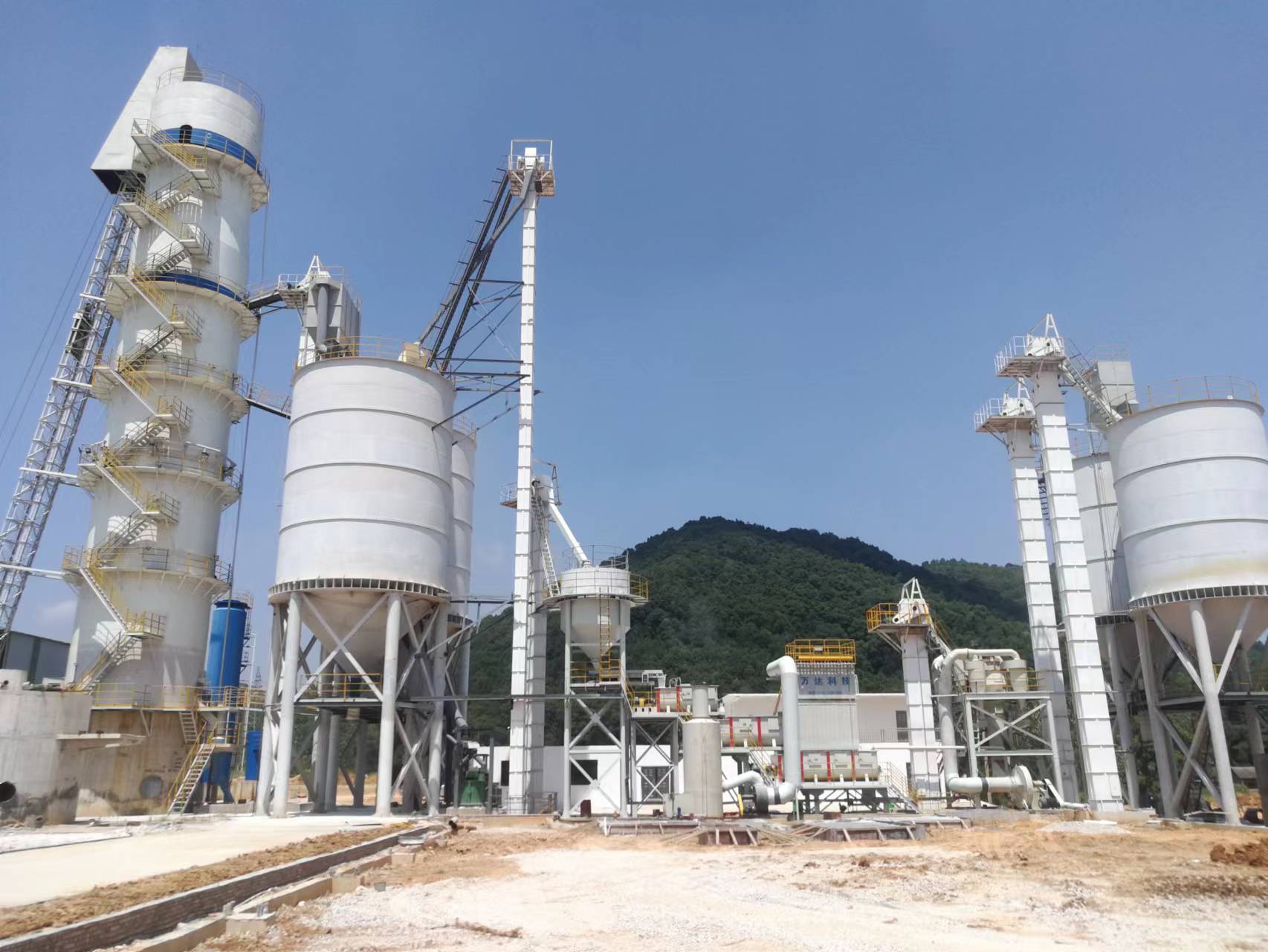 Exploration of the reasons for calcium hydroxide equipment powdering