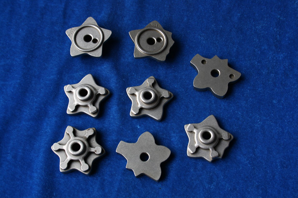 How can the powder metallurgy industry move forward steadily?