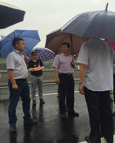 三陇港桥左幅顺利通车