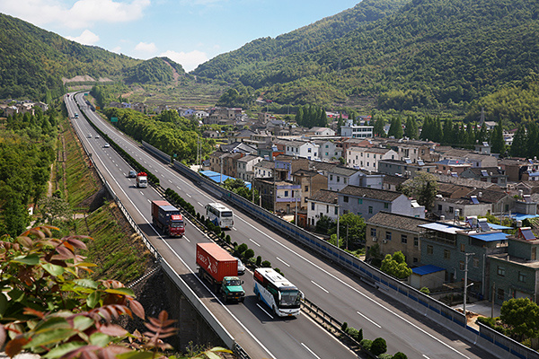 同三高速路面11-B標