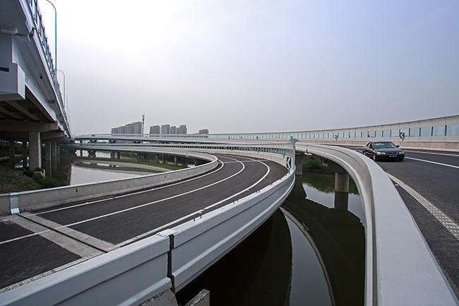 下沙互通至江东大桥高速公路项目通车在即