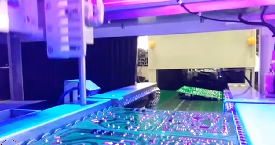 航远公司研发生产的PCB板涂覆三防漆专用大，中，小，微雾化阀，水帘阀