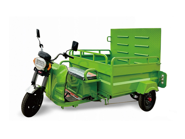 HZ-11 Integrated Four Bucket Garbage Truck