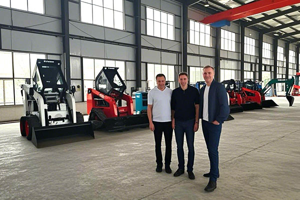 French client visited the factory and inspected the skid steer loaders French client visited the factory and inspected the skid steer loaders