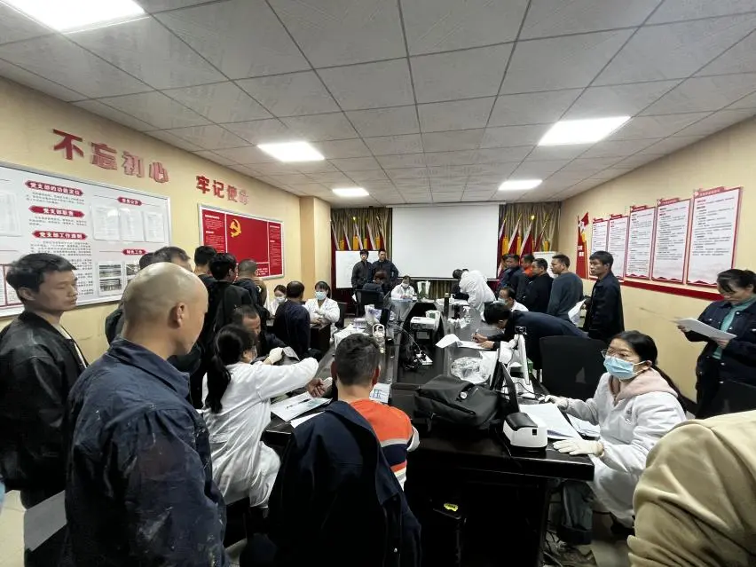 关爱员工｜五新重工为职工撑好“健康伞”
