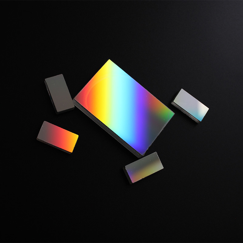 Plane Holographic Diffraction Gratings
