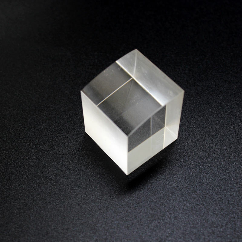 Aspheric Cylindrical Lens