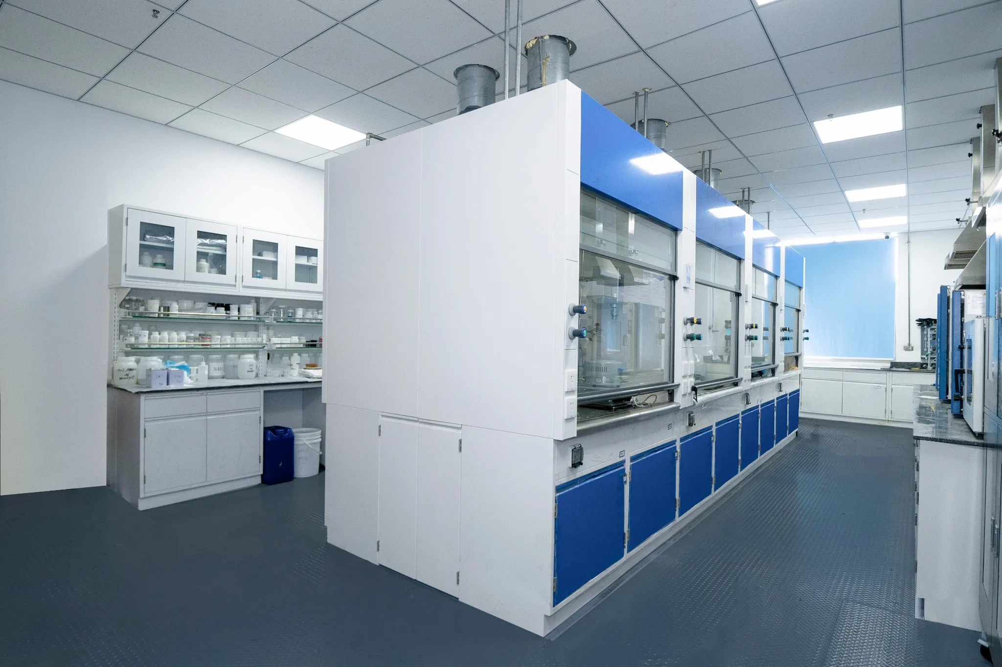 Company Environment4