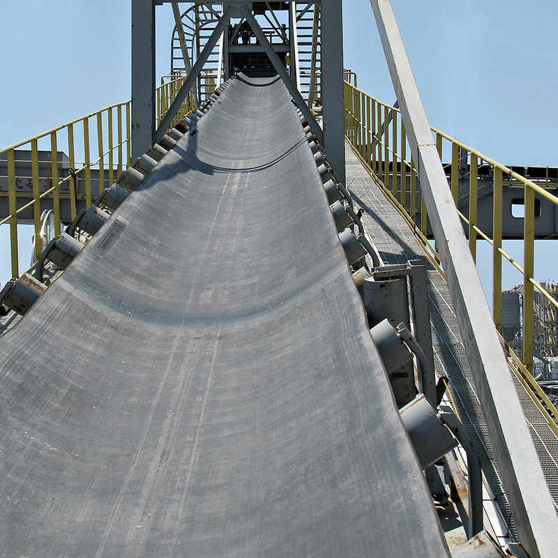 Definition and characteristics of conveying equipment