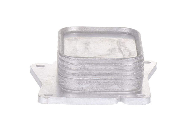 HAAP Engine Oil Cooler Fpr Mercedes W203 W204 W211 CL203 E200 S203 1.8L 2711880401