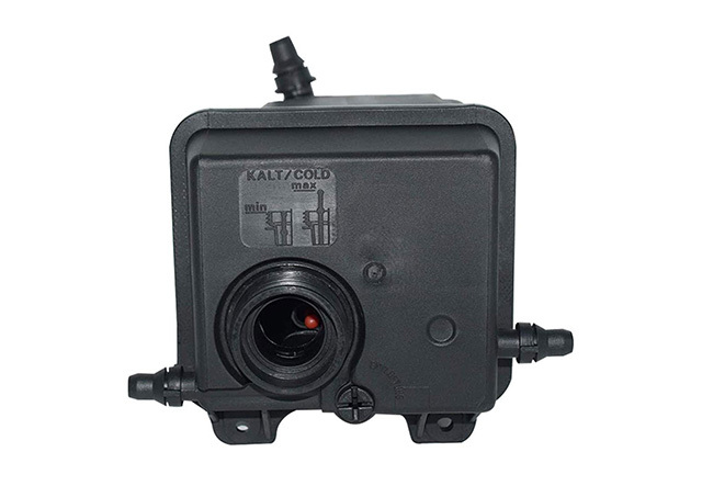 HAAP Coolant Expansion Tank With Cap Sensor For 2003-2006 BMW X5 E53 V8 4.4L 4.8L 17137501959