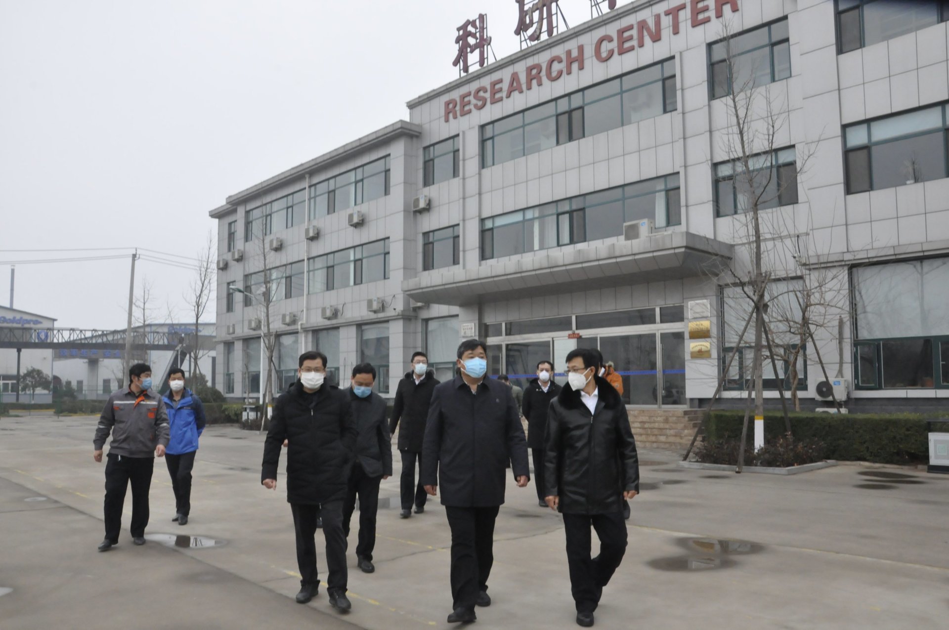 中國光大銀行股份有限公司邯鄲分行、縣政府領(lǐng)導(dǎo)班子到鋼諾公司走訪幫扶