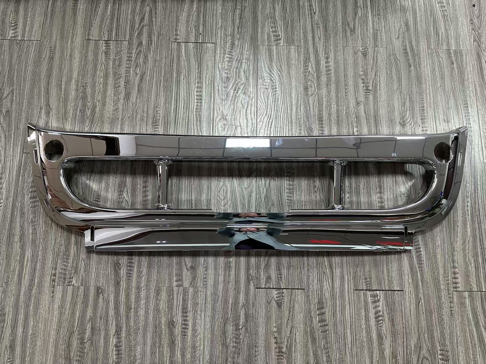 CHROME FRONT BUMPER CENTER COVER