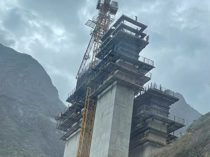 液壓爬模