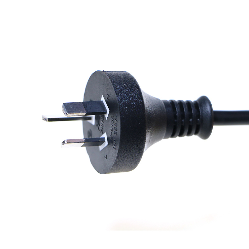 Australia Triple Plug