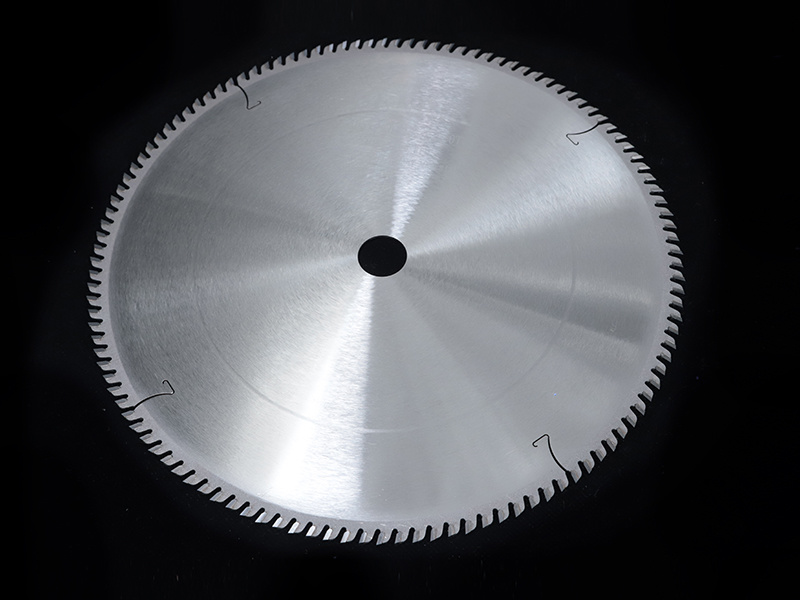 12"(305)*3.0*25.4*120T