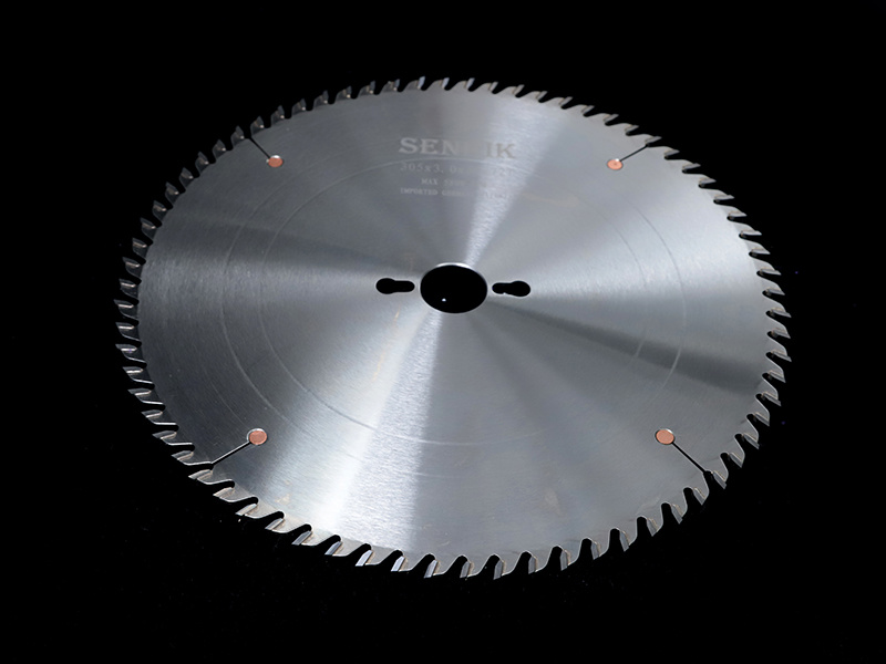 12"(305)*3.2*30*72T