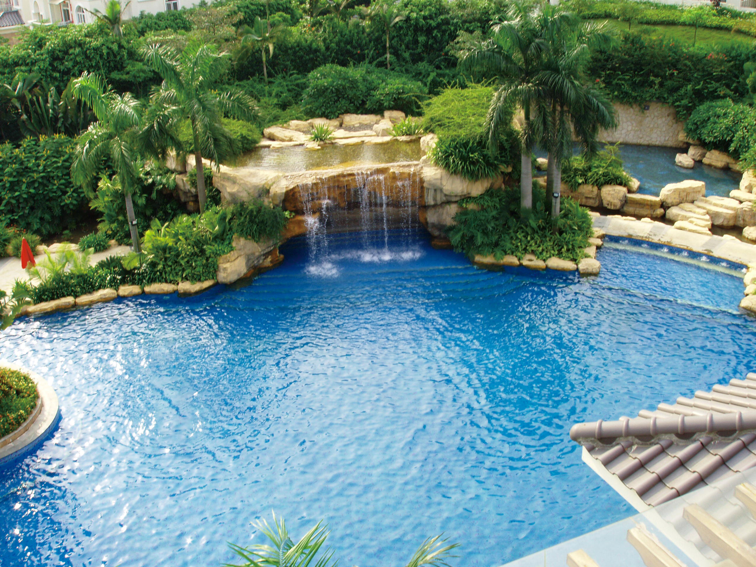 The form of circulating filtration that swimming pools should adopt