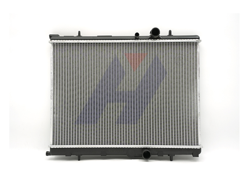 FA010 OEM：1330V2  Factory production  quality aluminum performance radiator for PEUGEOT