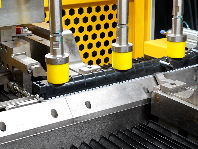 Heat sink press fit Heat sink press fit