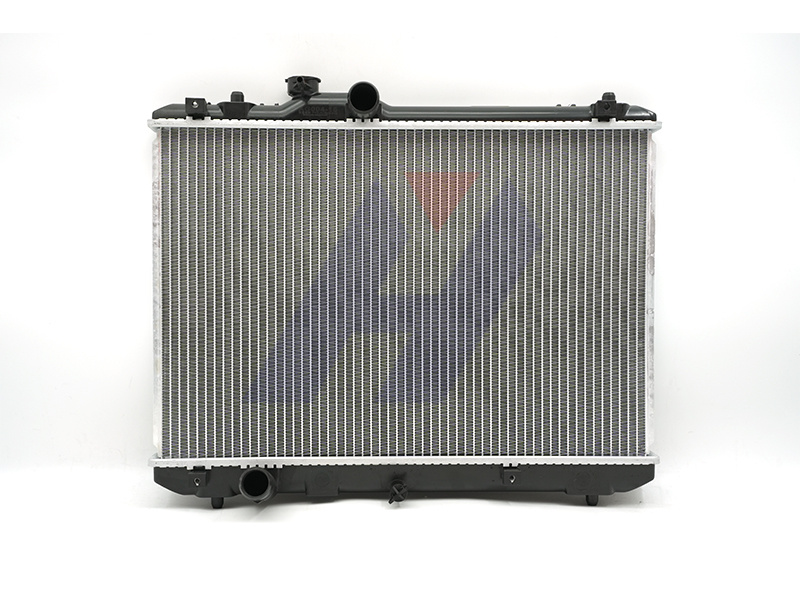 مبردات ألومنيوم عالية الجودة وملحقات تبريد لسيارات سوزوكي AG004 OEM: 1770063J00
