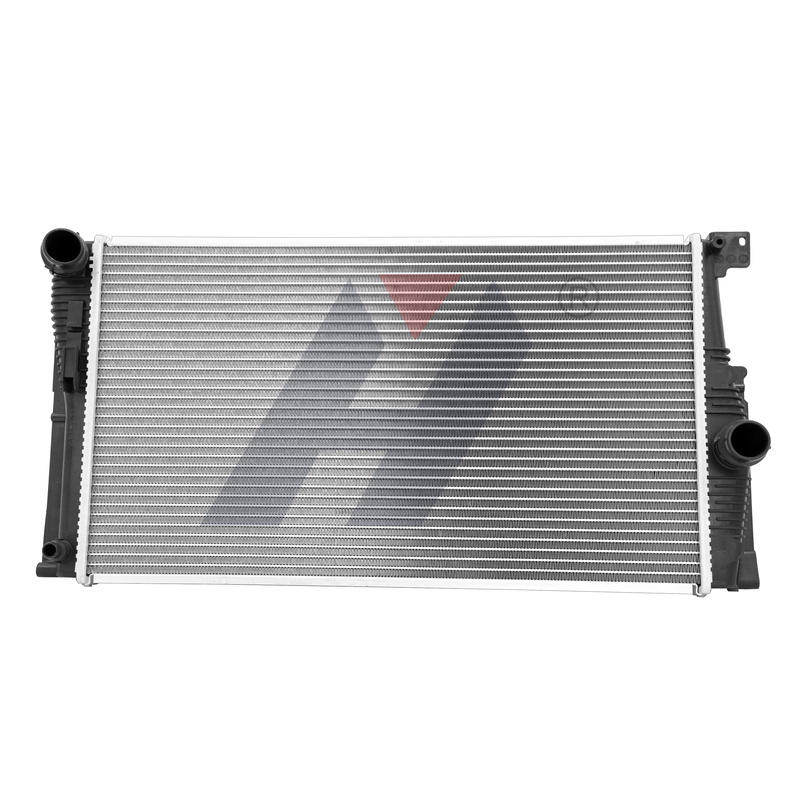 GB003 OEM：17117626560 high-quality aluminum radiators and cooling accessories for BMW