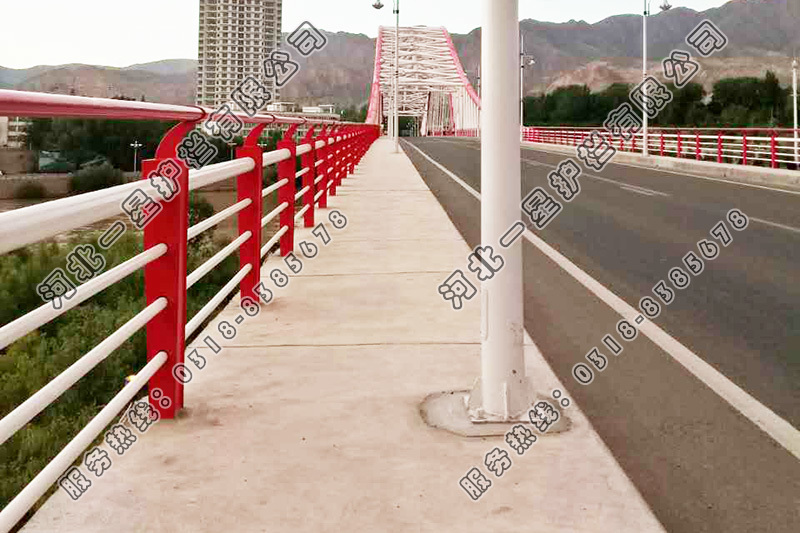鋅鋼橋梁景觀護(hù)欄