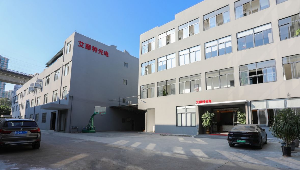 视频标题 视频标题