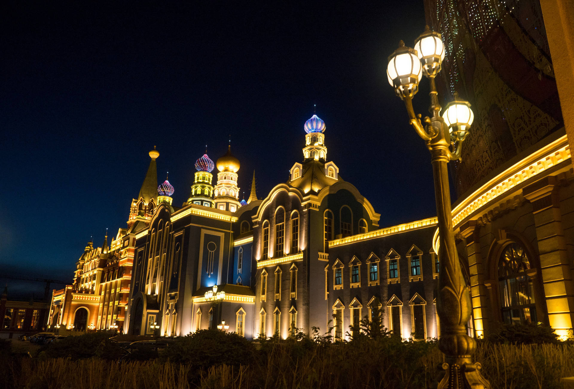 Main building lighting design