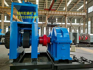 客戶訂購(gòu)4臺(tái)LYQ-8壓球機(jī)陸續(xù)發(fā)貨