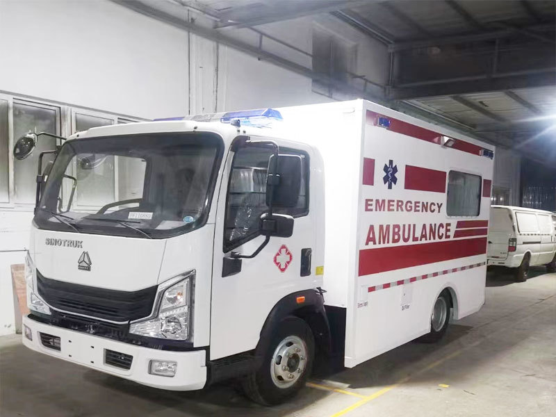HOWO Ambulance Truck