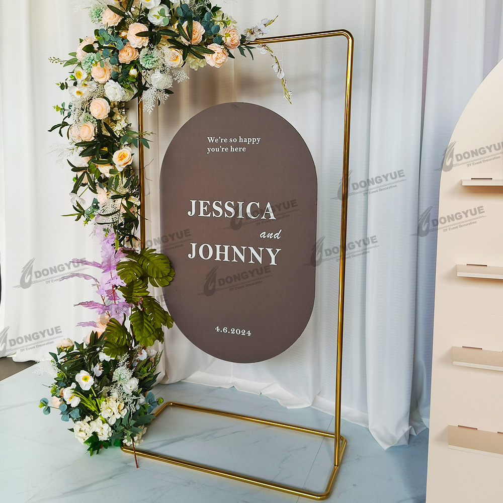 Personalized Wedding Welcome Signs Become the New Favorite of Weddings Personalized Wedding Welcome Signs Become the New Favorite of Weddings