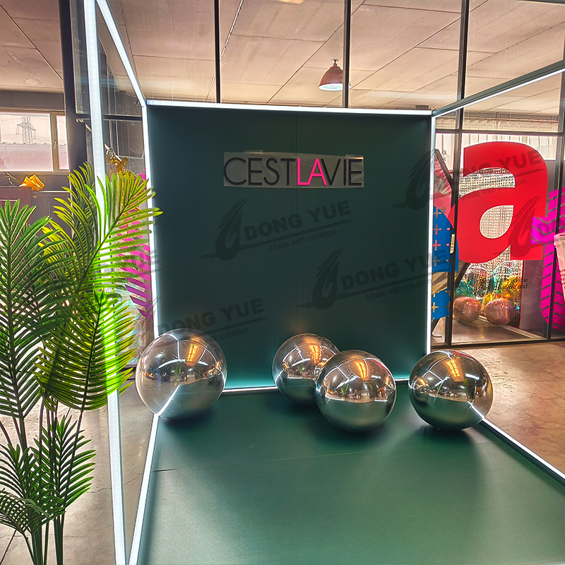Led Photo Booth Box--- New Trend for Party Event Led Photo Booth Box--- New Trend for Party Event