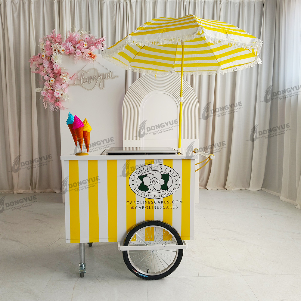 Mobile ice cream cart