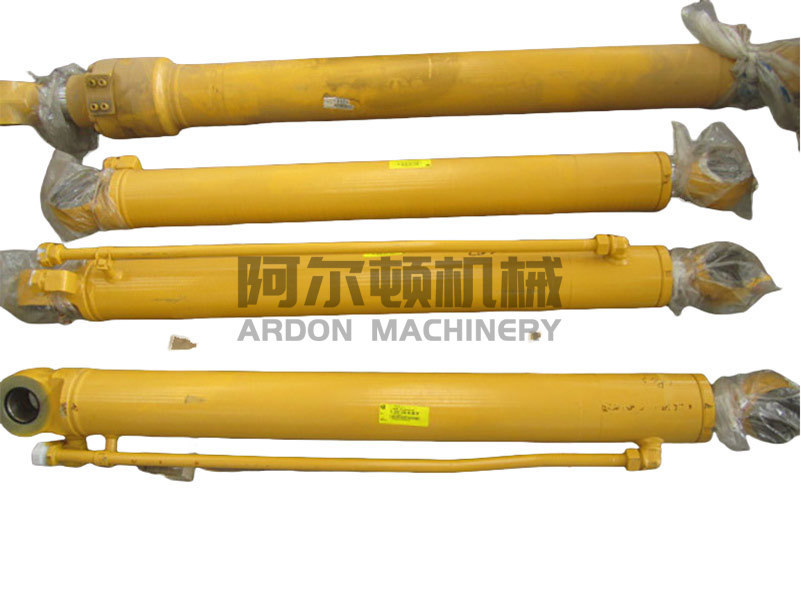 10C1803  斗杆油缸总成