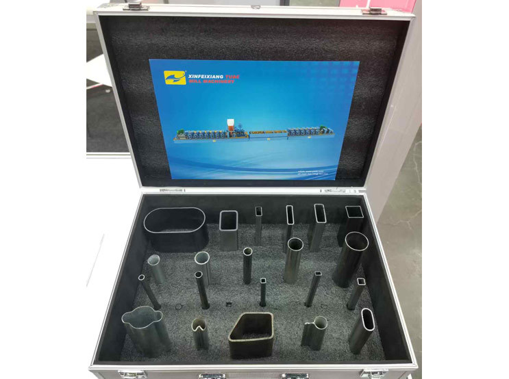 Roller molds