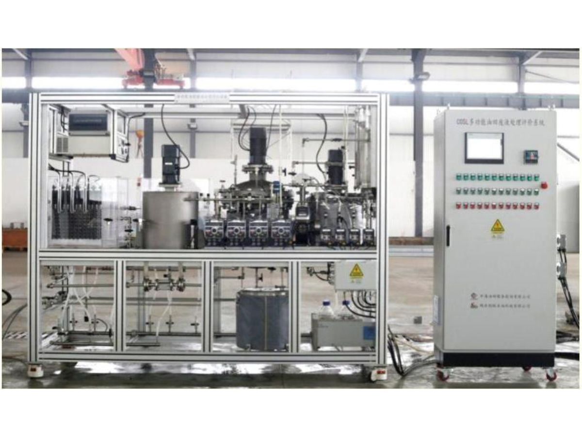 Multifunctional oilfield wastewater treatment experimental and evaluation device