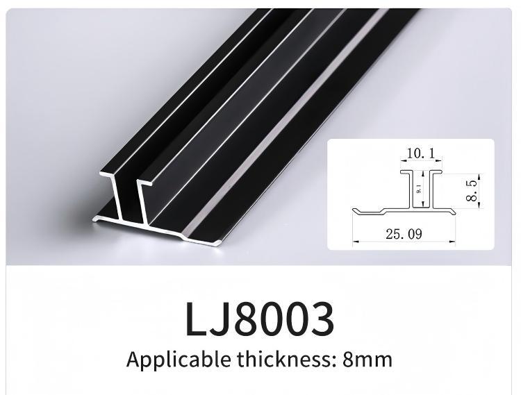 8mm04