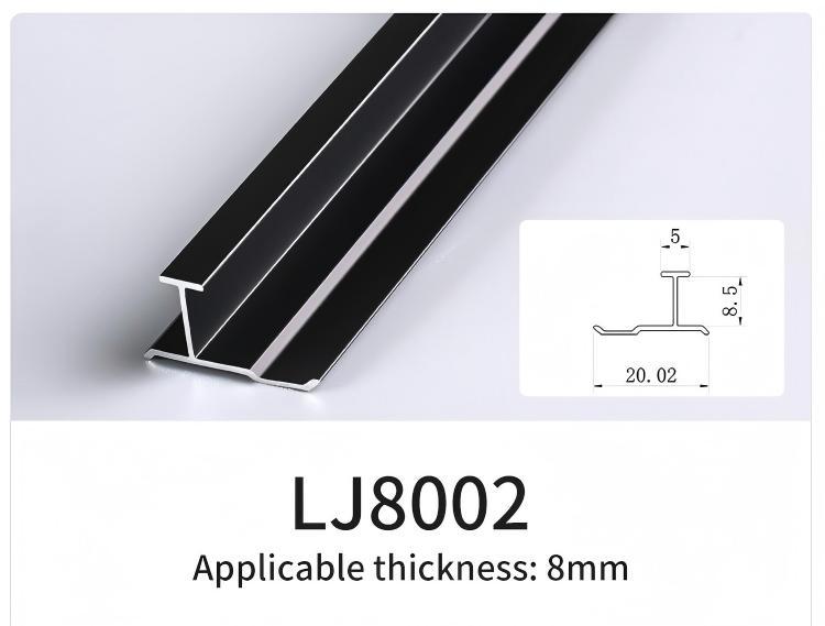 8mm02